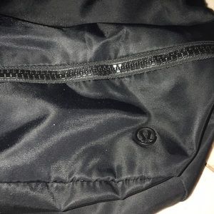 Lulu Lemon Cross Body Bag